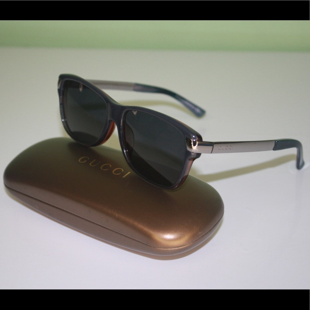 Gucci Sunglasses - Picture 4 of 8